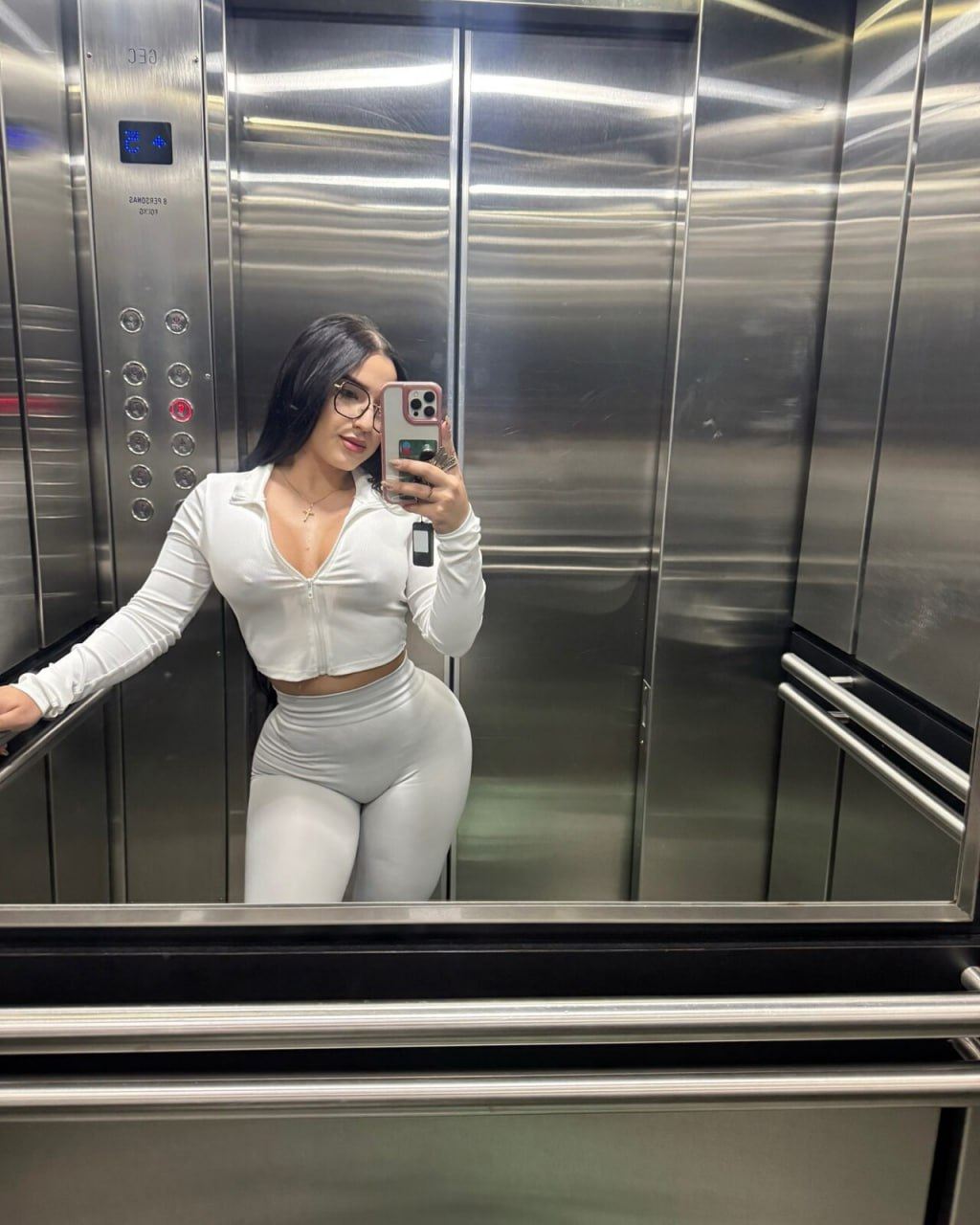 Genesis Vanessa